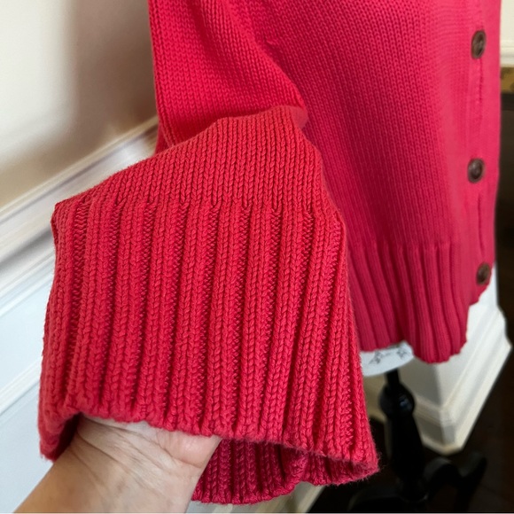 Buttoned, High Cowl Neck, Rib Knit, 3/4 Sleeves Short Sweater. - Picture 4 of 14